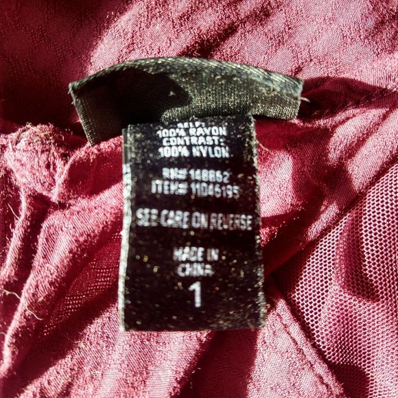 Torrid Womens Blouse Size 1 14/16 1XL Merlot Lace Up Trim Mesh Inset - Picture 7 of 8